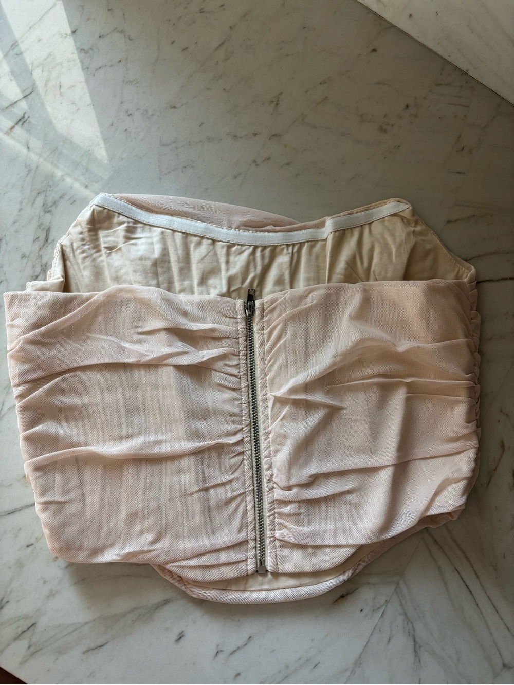 Light nude Strapless White Ruched Women's Corset Cropped Top Size L NWT - Picture 3 of 4